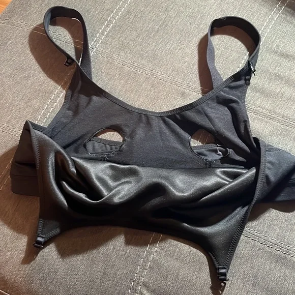 Gap pumping bra - Picture 2 of 4